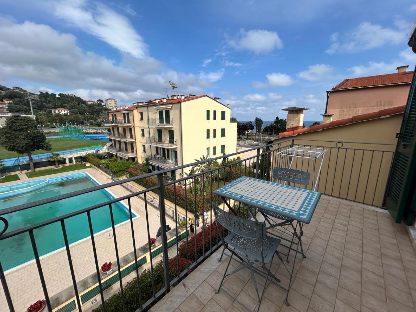 Appartamento Vista Mare Con Piscina Cala Di Sole Imperia Buitenkant foto